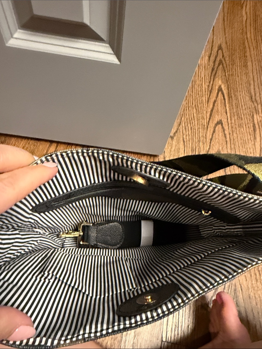 Camouflage Crossbody Bag with Wide Adjustable Strap - Olive/Brown - Picture 6 of 7